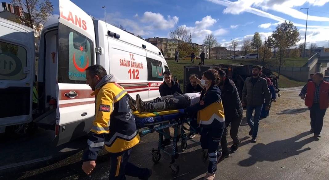 Faciadan dönüldü: Kamyonet, oyuncak gibi dağıldı... 5